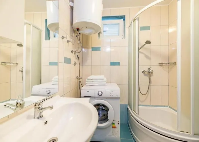 Apartament With Parking Space Baska, Krk - 22415 *