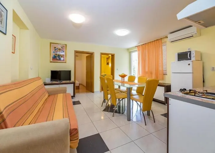 Apartament With Parking Space Baska, Krk - 22415 Baška