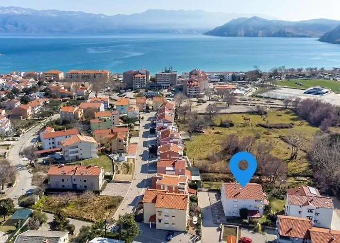 With Parking Space Baska, Krk - 22415 Апартаменты Башка